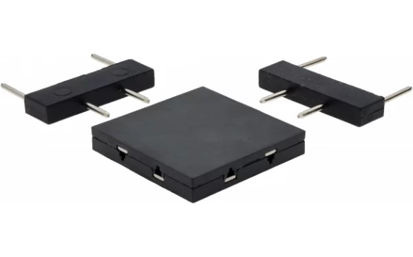 Black L-Connector